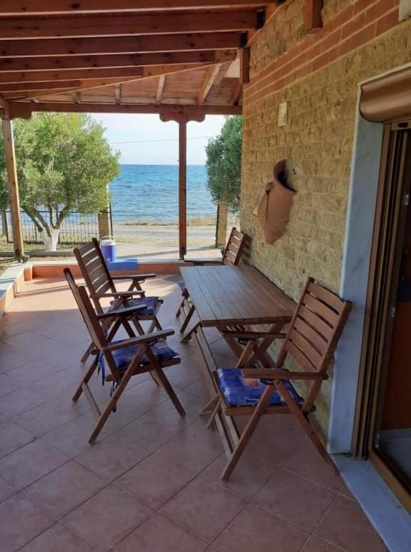 George'S House Villa Nea Plagia Eksteriør billede